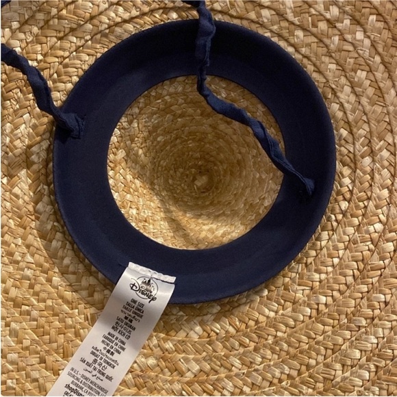 New Authentic Disney Parks Raya
Costume, Kids Size 13 Raya and the Last Dragon - Picture 7 of 12